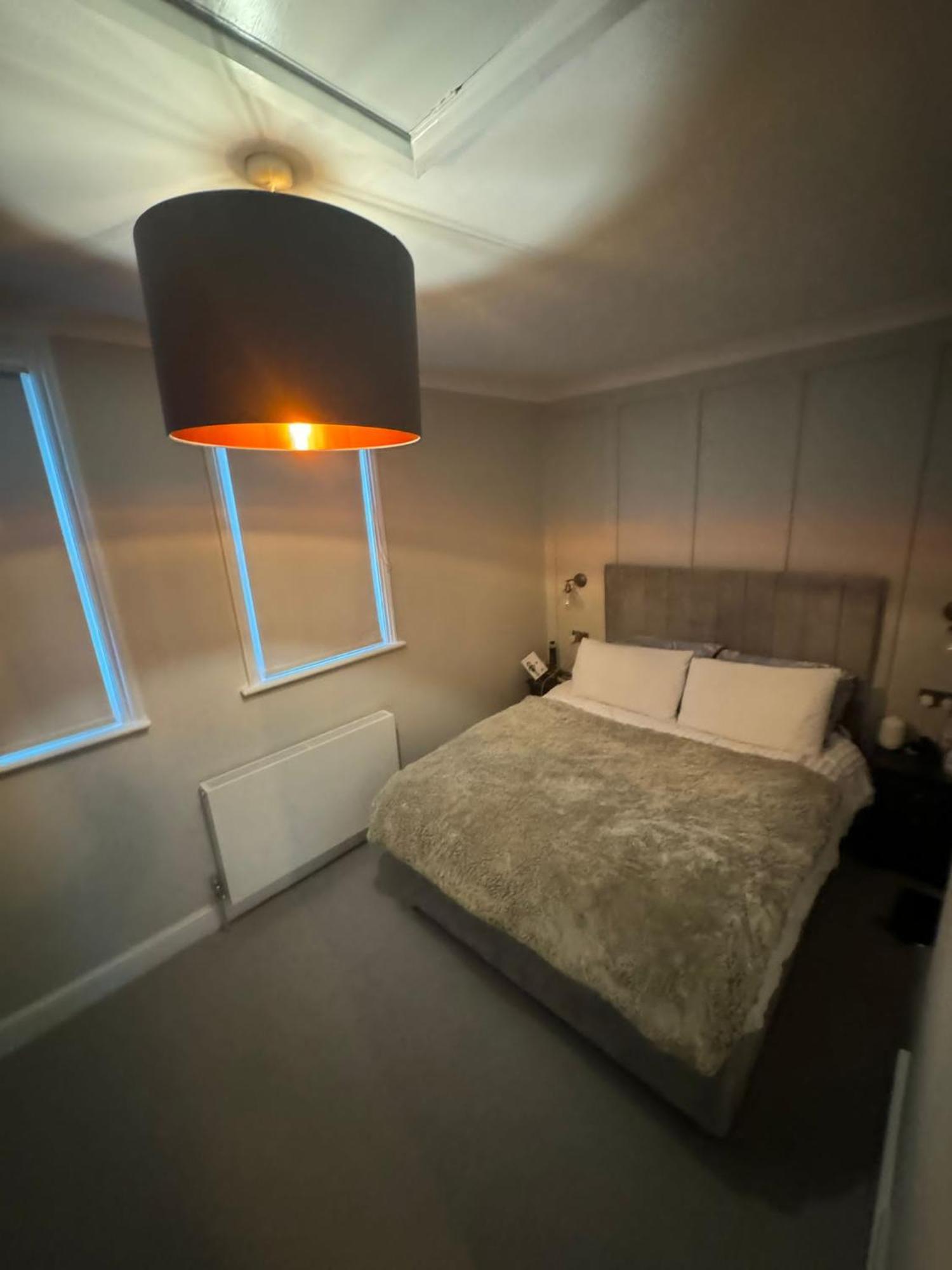 Luxurious New Serviced Apartment Redhill  Extérieur photo